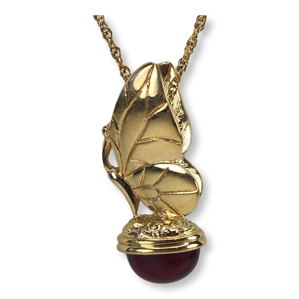 Vintage Trifari Gold Tone Butterfly Red Glass Cabochon Pendant Trifari Necklace